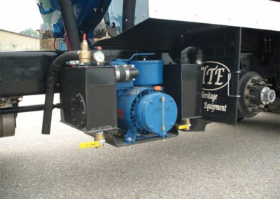 Fruitland vacuum pump installed on a truck